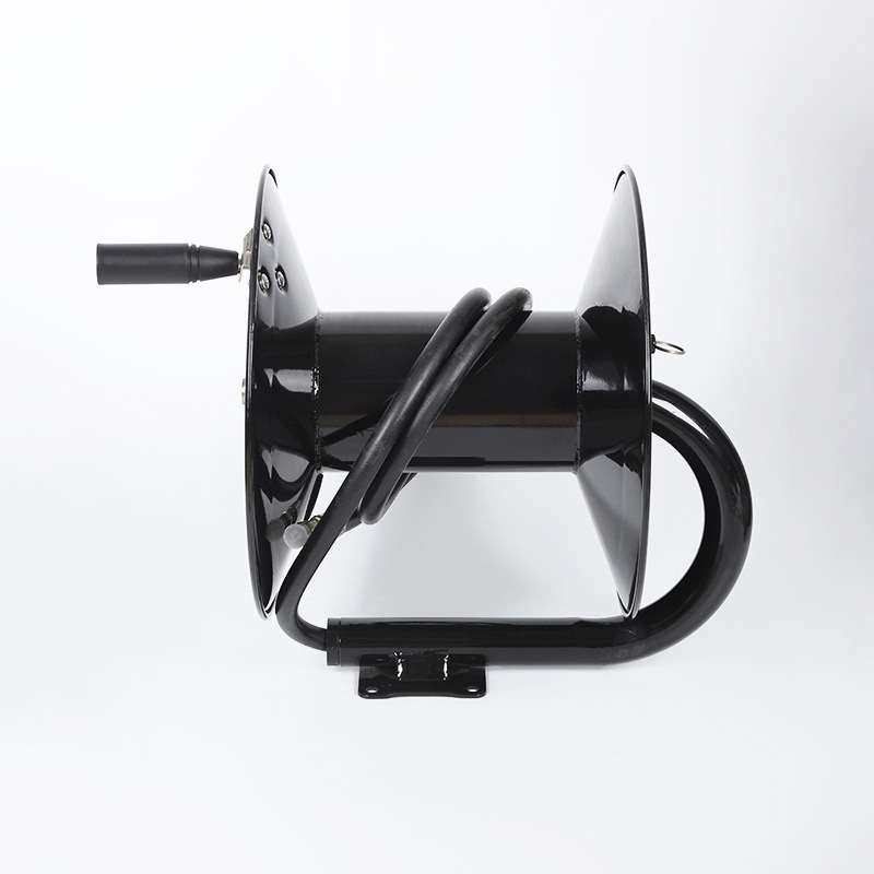 Rengøringsmaskine med højt tryk, der regulerer ventilslangrulle